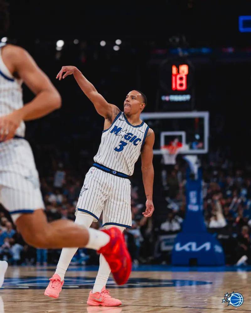 奥兰多魔术发布备战花絮，转会期队长鼓劲，NBA总决赛任务艰巨，资深球员宣示担当的简单介绍-华体会官网